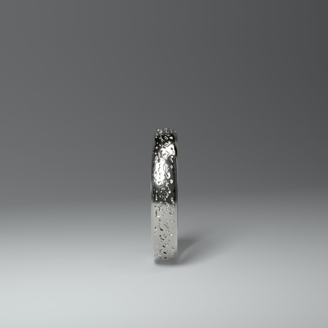 Narrow silver ring | FLOAT EXTRACT