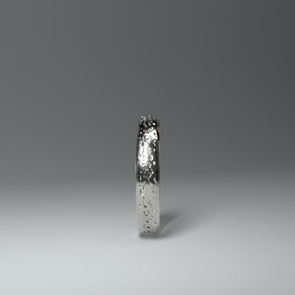 Narrow silver ring | FLOAT EXTRACT