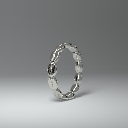 Silberring aus 13 silbernen Kaffeebohnen