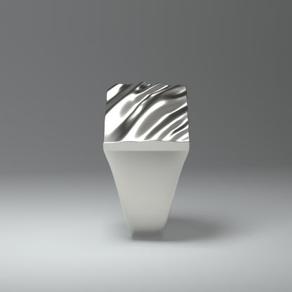 Quadratischer Siegelring silber | WAVY FOLDS