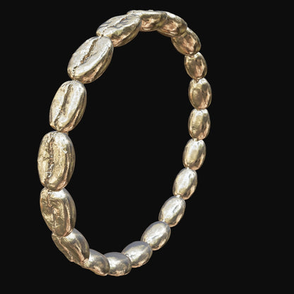 Goldring from small silver coffebeans 14 Karat Gelbgold  in 3D-Ansicht. Bewege den Ring mit Maus oder Finger (mobile) in jede gewünschte Position.